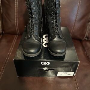 GBG Los Angeles Women's Boots in good condition.